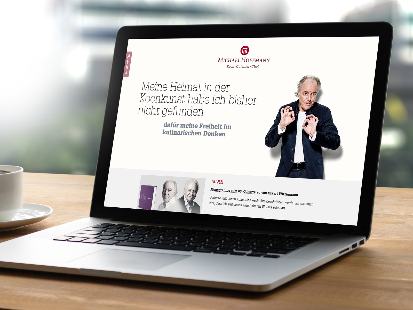 Michael Hoffmann Website Startseite auf Laptop Screen