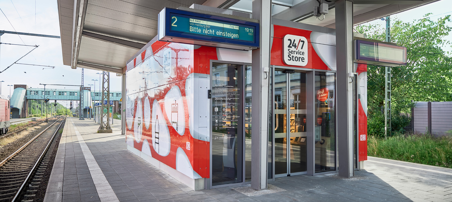 24/7 ServiceStore, Außen- und Innenansichten des Prototypen in Ahrensburg, Bildwechsler